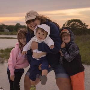 Meet your Posher, Annette